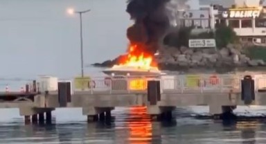 Lüks tekne alevlere teslim oldu