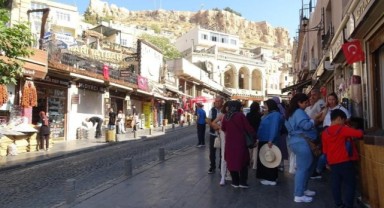 Sonbaharda Mardin'de turist yoğunluğu arttı