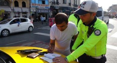 Taksim ile Karaköy arası için turistten 400 TL istedi