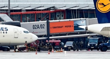 Hamburg havalimanında rehine krizi: Uçuşlar durdu