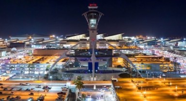 Los Angeles Havalimanı'nı belediye yönetiyor