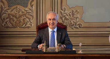 Otelde sıra bekleyince üniversite sayfasından açıklama yaptırdı