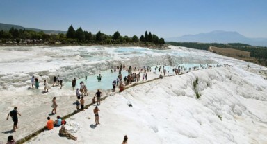 Pamukkale ziyaretçi rekoru kırdı