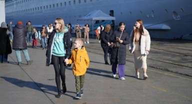 Rus turist taşıyan kruvaziyer Samsun'a geldi
