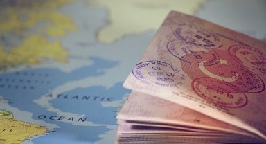 Suudi Arabistan'dan Türkler'e vize kolaylığı