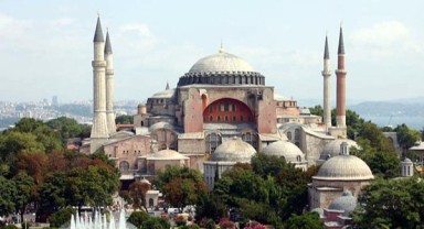 Ayasofya'ya ücretli giriş kararı Rusya'da nasıl karşılandı?