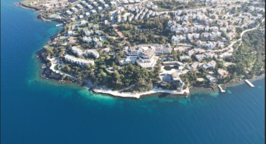 Bodrum'da yeni otelini açıyor, hedef Maldivler