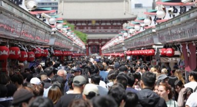 Japonya turist akınına uğradı