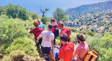 Likya yolunda ayağı kırılan turist kurtarıldı