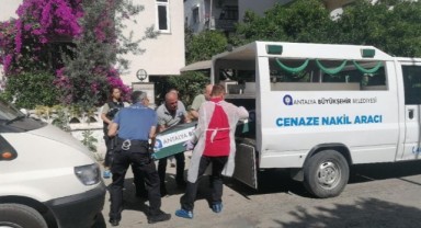Otel çalışanı yatağında ölü bulundu