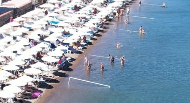 Bodrum'da sahillerde adım atacak yer kalmadı