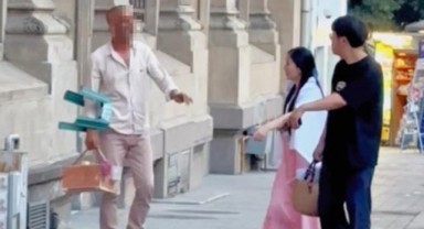 Karaköy'de turistlere fırçalı tuzak!
