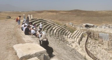 Turizm bölgelerinde rehber denetimi
