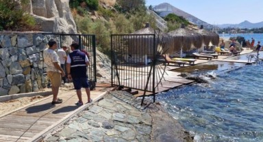 Bodrum'da sahile yapılan kapı kaldırıldı