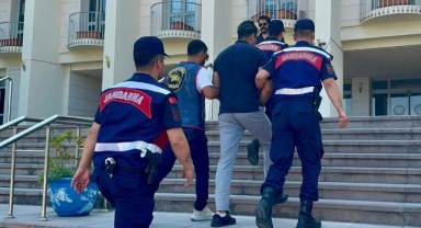 Hırsız turist yakayı ele verdi