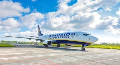Ryanair bilet fiyatlarını düşürdü