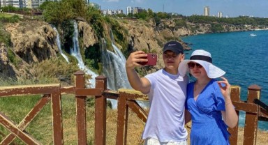 Antalya ''turist'' rekoru kırıyor