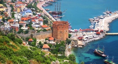 Antalya D-8 Turizm Şehri Ödülü'nü kazandı