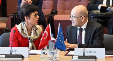 Bakan Şimşek'ten 'vize kolaylığı' açıklaması