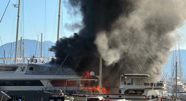 Turizm cennetindeki yat ve tekneler alevlere teslim