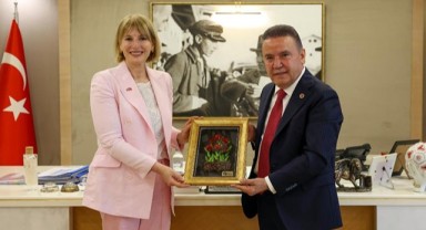 Antalya 2024'te 1,6 milyon İngiliz turist ağırladı