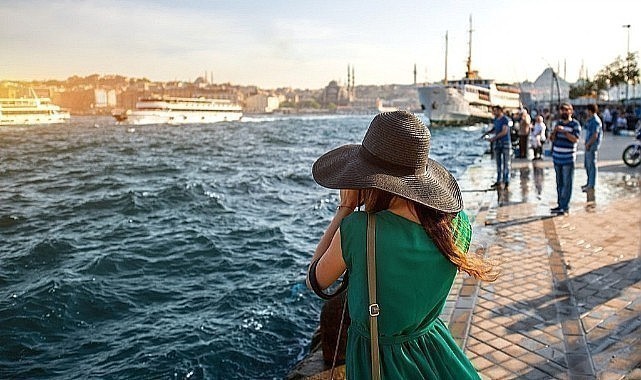 Deprem Rus turistleri korkuttu: Yüzde 30 iptal var