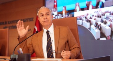 Otellerin artan yemekleri patili dostlara mama oluyor!