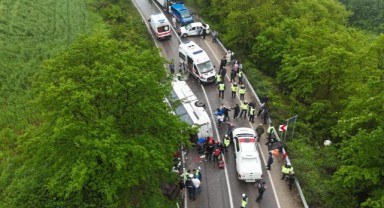Sinop'ta tur otobüsü devrildi: 34 yaralı