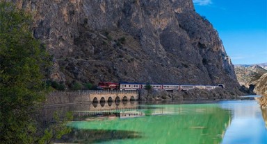 Turistik Karaelmas Ekspresi yola çıktı