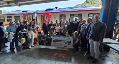 Turistik Karaelmas Ekspresi Zonguldak'a ulaştı