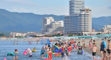 Kim'in plajı yabancı turist kabulünü askıya aldı!