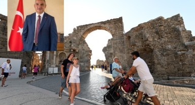 Bakan Ersoy, Antalya günlük turist rekoru kırdı
