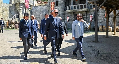 Ersoy: Türk dizileri turizmin küresel vitrini oldu