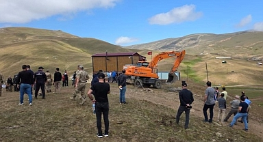 Gümüşhane yaylalarındaki 38 kaçak yapı yıkılıyor