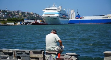 Rus turistler Samsun'da turizmi canlandırdı