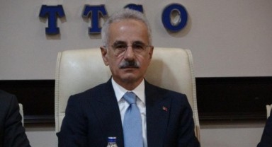 Uraloğlu, Trabzon'a yeni havalimanı denize yapılacak
