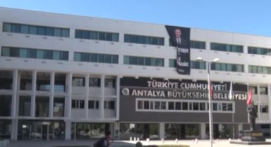Belediye operasyonunda otel sahibine gözaltı