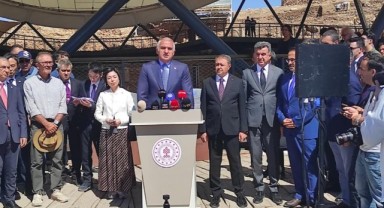 Ersoy açıkladı, Göbeklitepe'de insan heykeli bulundu