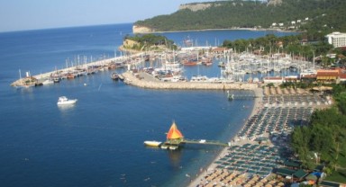 Kemer, 2,3 milyon turist ağırladı