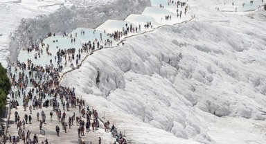 UNESCO Mirası Pamukkale'ye turist akını