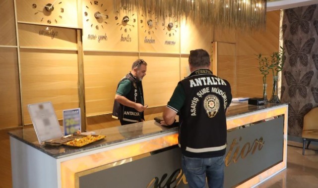 Antalya'da kaçak konaklamaya ceza
