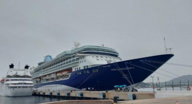 Bodrum'a denizden 15 günde 10 bin turist geldi