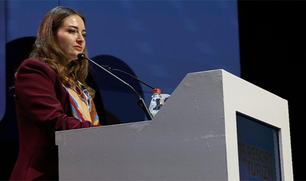 Antalya, dünyanın stratejik turizm üssü olacak