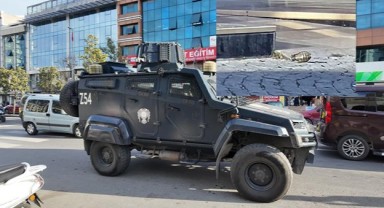 İstanbul'da otele el bombalı saldırı!