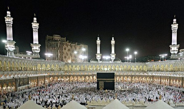 'Özel Hac Vizesi' aldatmacasına ceza yağdı