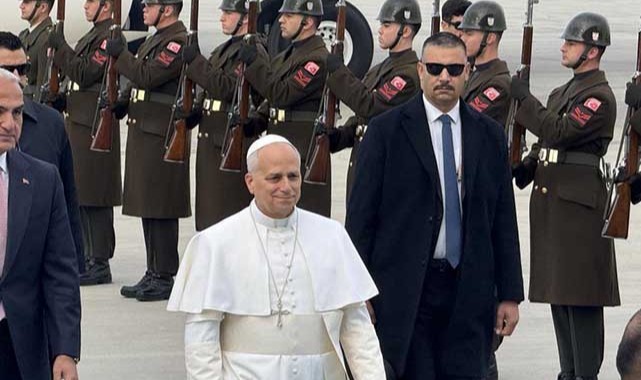 Papa Leo'nun ilk resmi yurt dışı durağı Türkiye oldu