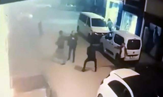 Van'da otel sahibi ve oğlu öldürüldü