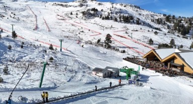 2 otelin kapılarını açtığı Kartalkaya'da sezon başladı