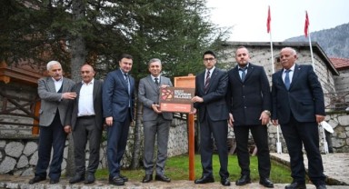 Dünyanın En İyi Turizm Köyü'ne gurur tabelası