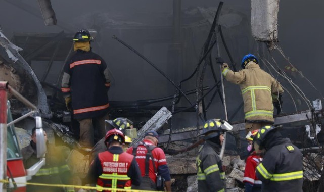 Meksika'da küçük uçak düştü: 7 ölü